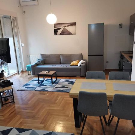 נובי סאד Apartment Luki מראה חיצוני תמונה